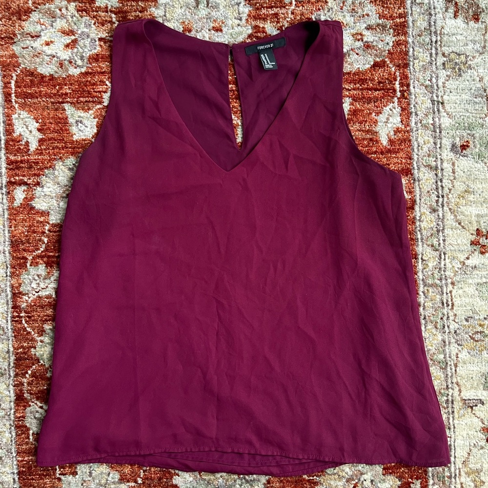 Forever21 Maroon/Burgundy Chiffon Sleeveless Tank Blouse | holiday office party